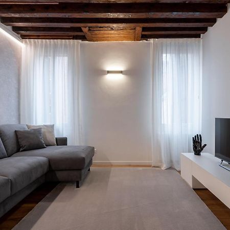 Sant'Angelo Apartment By Wonderful Italy Венеція Екстер'єр фото
