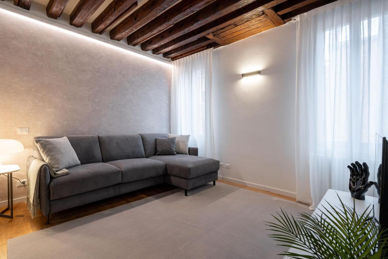 Sant'Angelo Apartment By Wonderful Italy Венеція Екстер'єр фото
